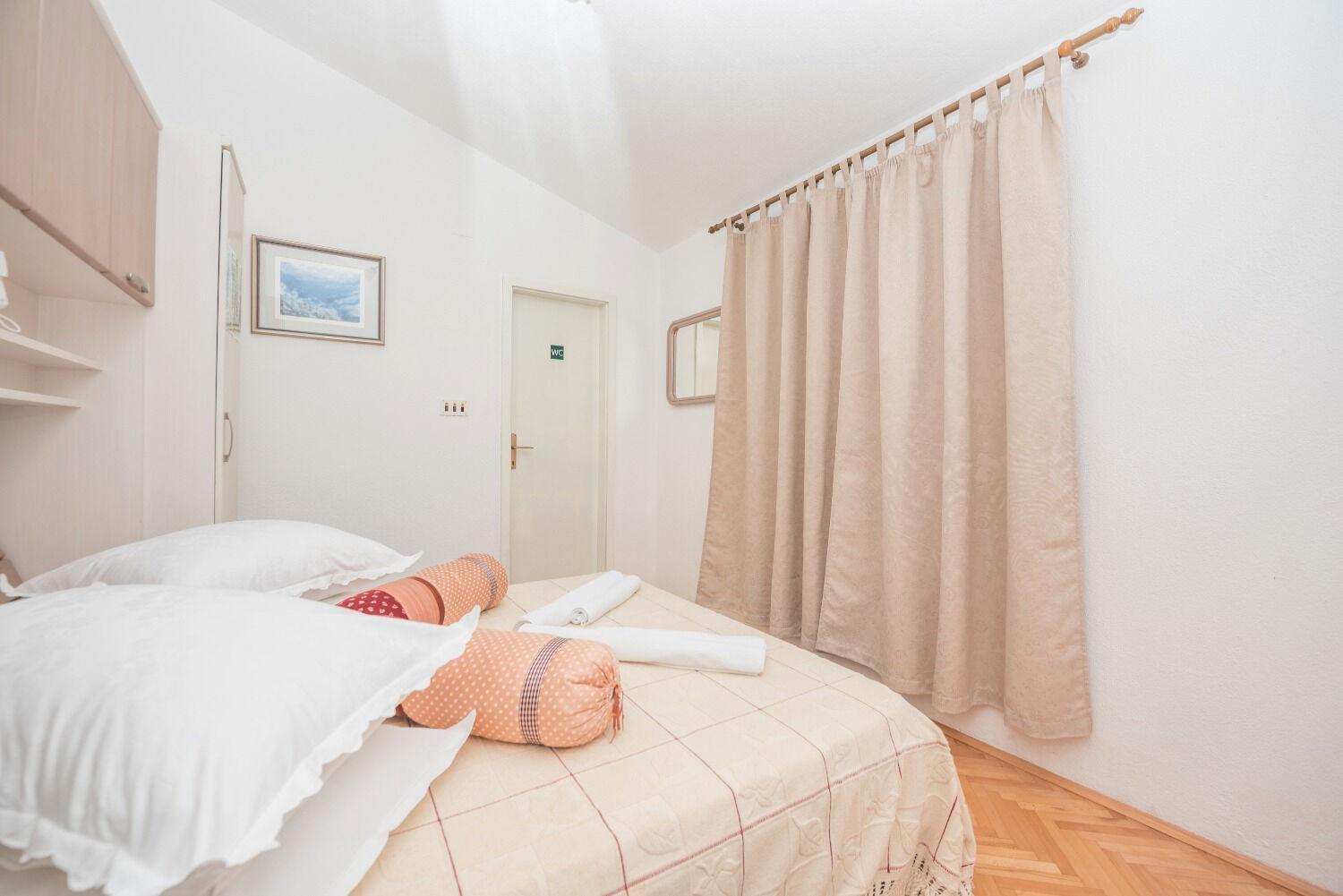 Apps And Room Goran In The Center Makarska Exterior photo